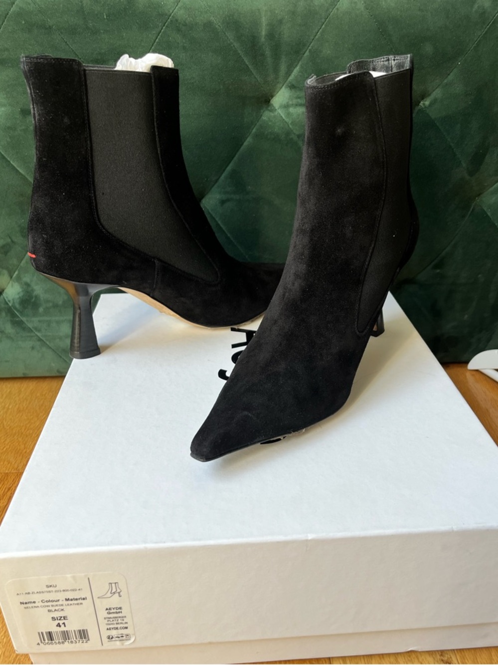 Aeyde Selena Black Suede Ankle Boots Pointed Toe Kitten Heel Size 41